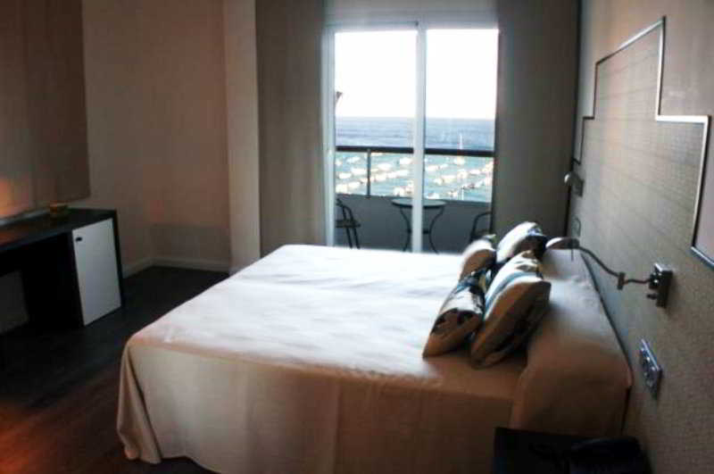 Hotel Embarcadero De De Granada 2*